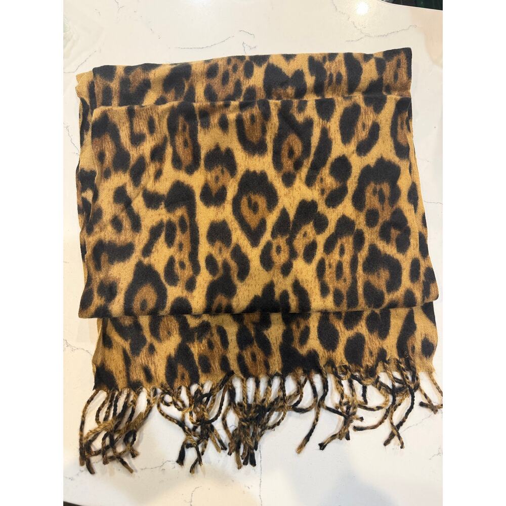 NWOT Leopard Print Scarf Soft Fringe Brown Black Wrap
